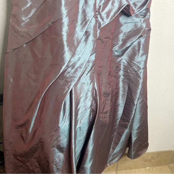 Davids Bridal Size 16 Blue Teal Mauve Iridescent Dress Gown Floor Length Formal - Picture 11 of 11